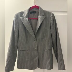 TAHARI NWOT blazer